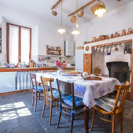 Sleeps 8