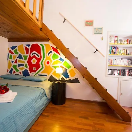 Sleeps 8 *