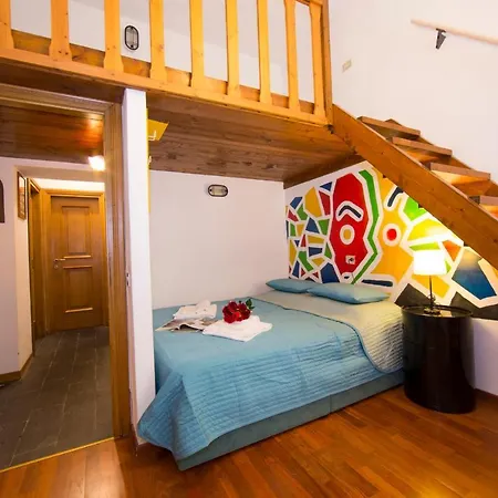 Sleeps 8 *