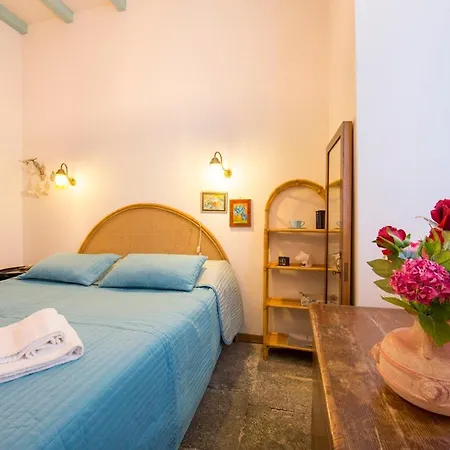 Apartment Sleeps 8 Menaggio