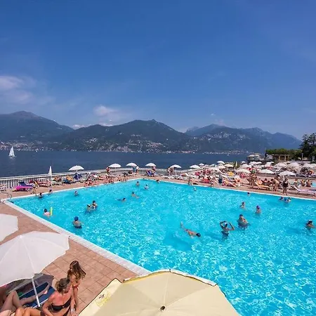 Sleeps 8 Apartment Menaggio