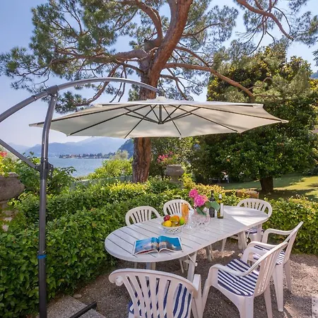 Sleeps 8 Menaggio