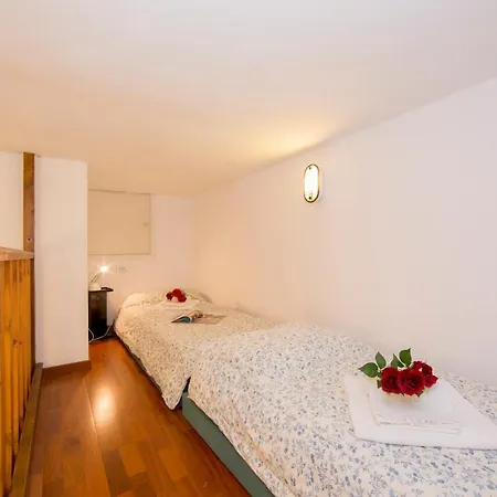 Sleeps 8 Apartment
